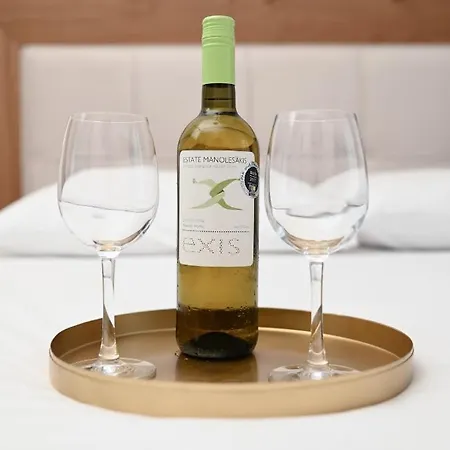 Faidra * Néa Péramos