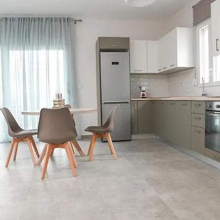 Faidra * Néa Péramos