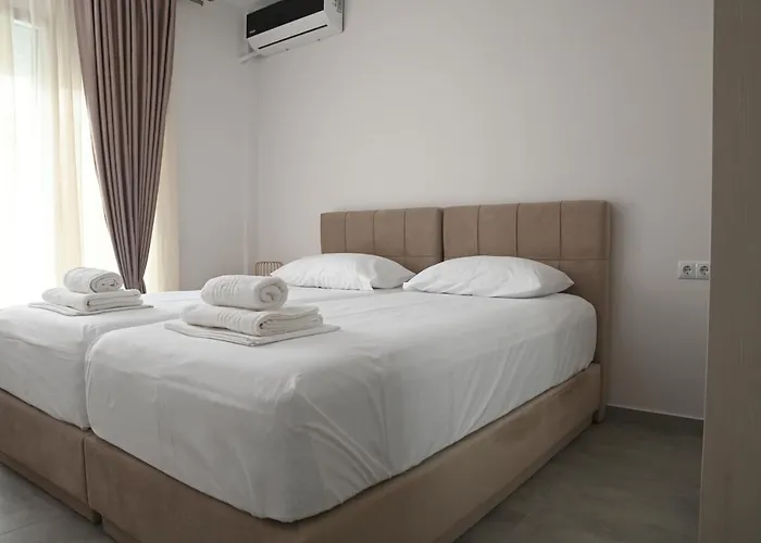 Apartament Faidra Néa Péramos