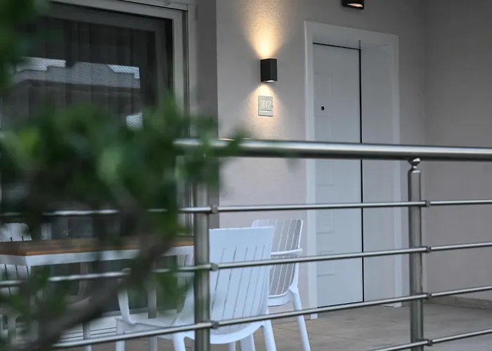 Faidra Néa Péramos